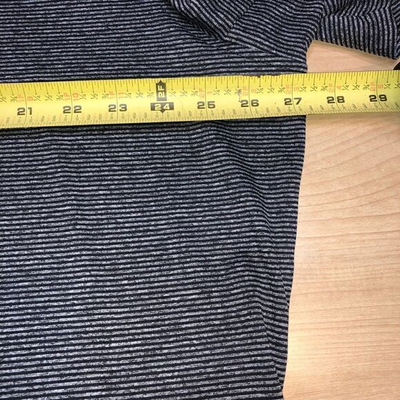 Nike Dri-fit Golf Polo XXL Grey Black stripped EUC - Picture 4 of 7